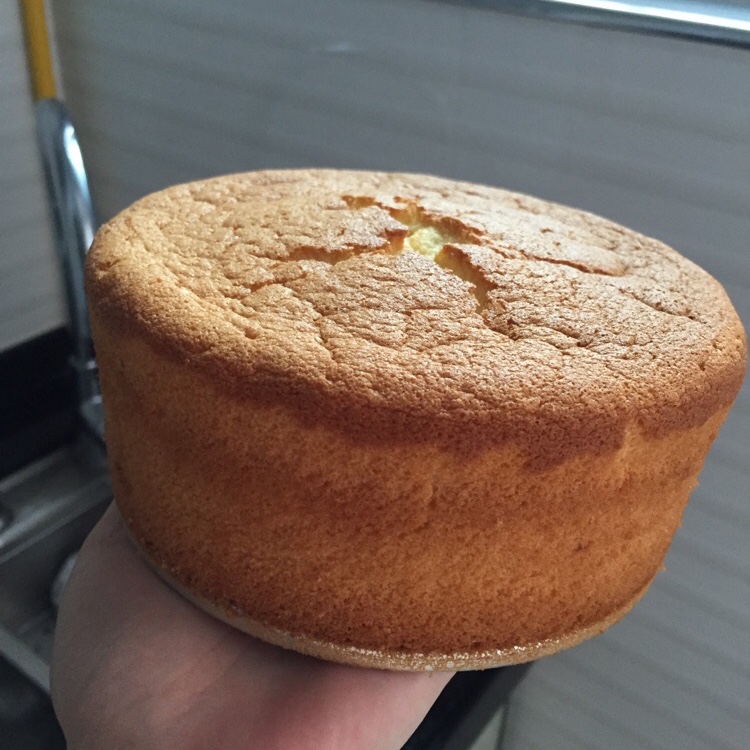 《Tinrry+》戚风蛋糕（6寸配方）（基础、超详细教程）