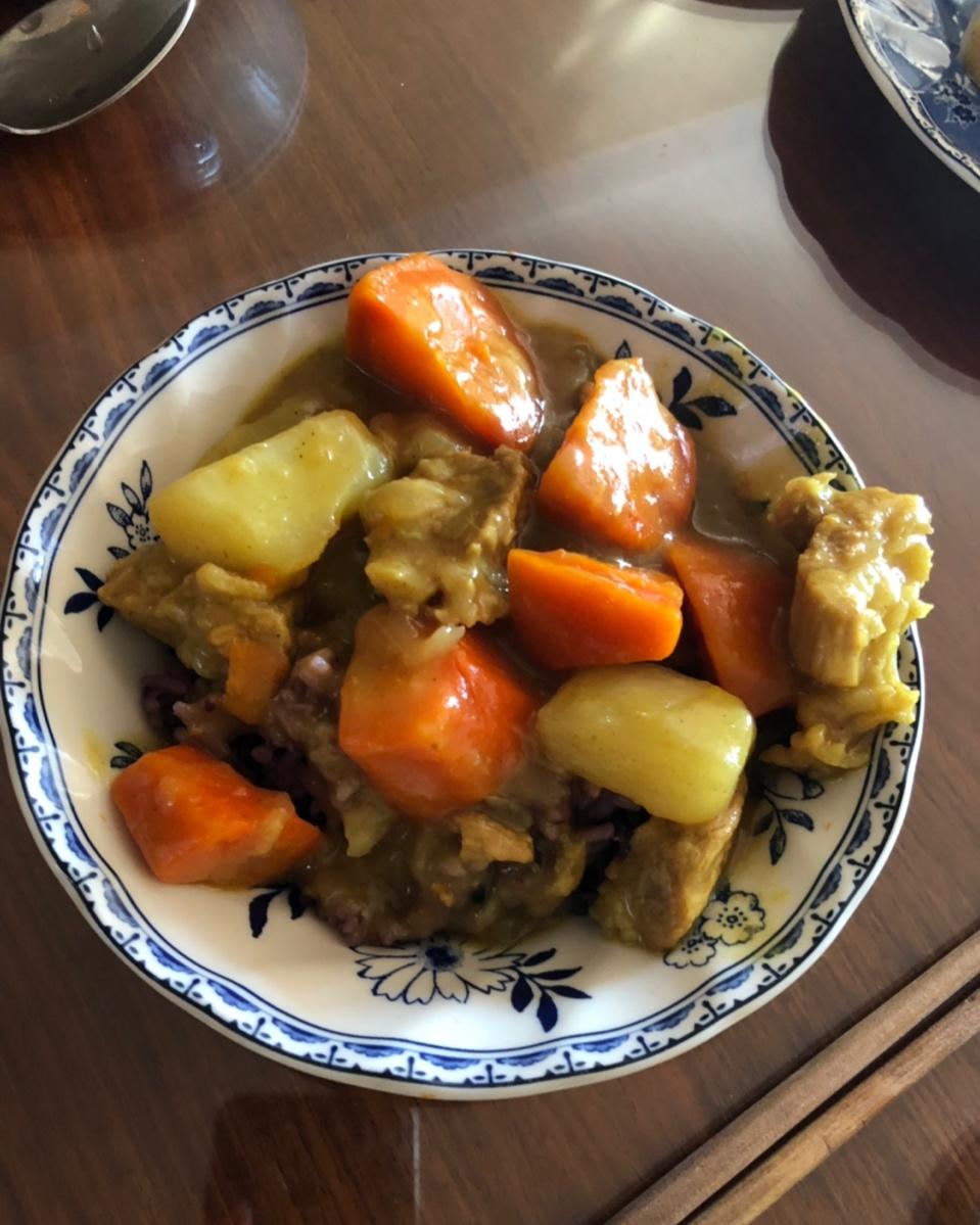 咖喱牛腩