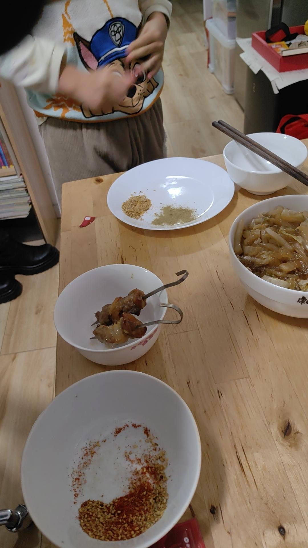 家庭版电烤箱 烤羊肉串