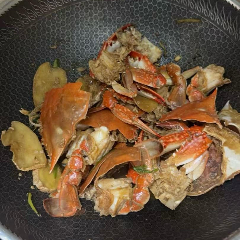 梭子蟹炒年糕～标准的江浙菜