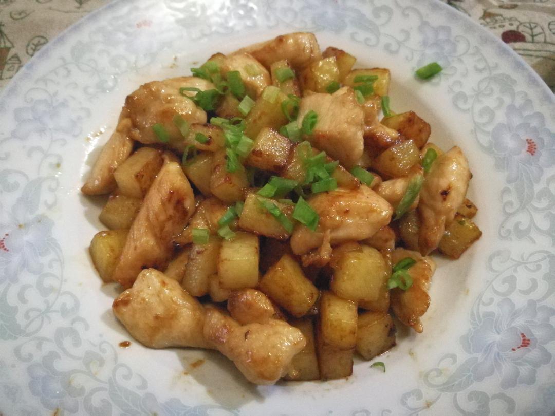 一道怎么做都好吃的干煎土豆鸡丁（红烧，咖喱，椒盐，孜然）
