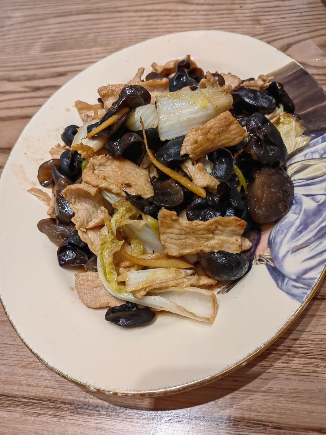 白菜炒木耳