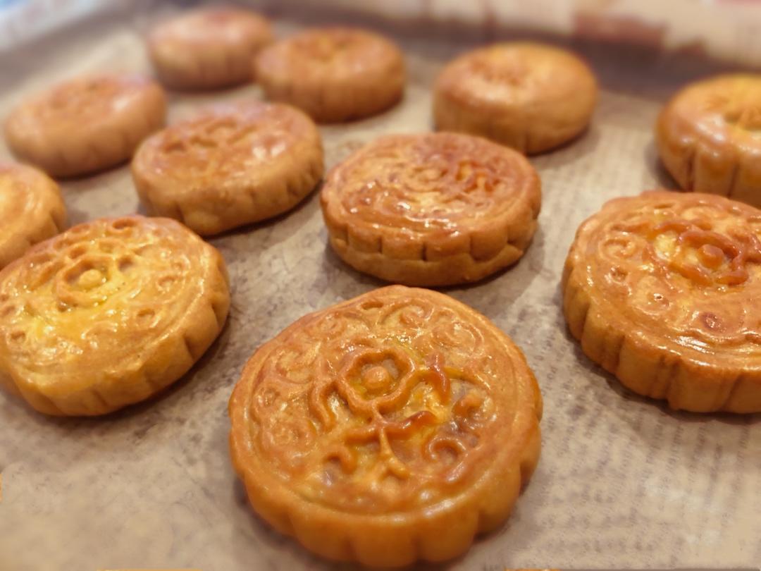 广式蛋黄莲蓉月饼🥮含50g~125g饼皮馅料比例🥮