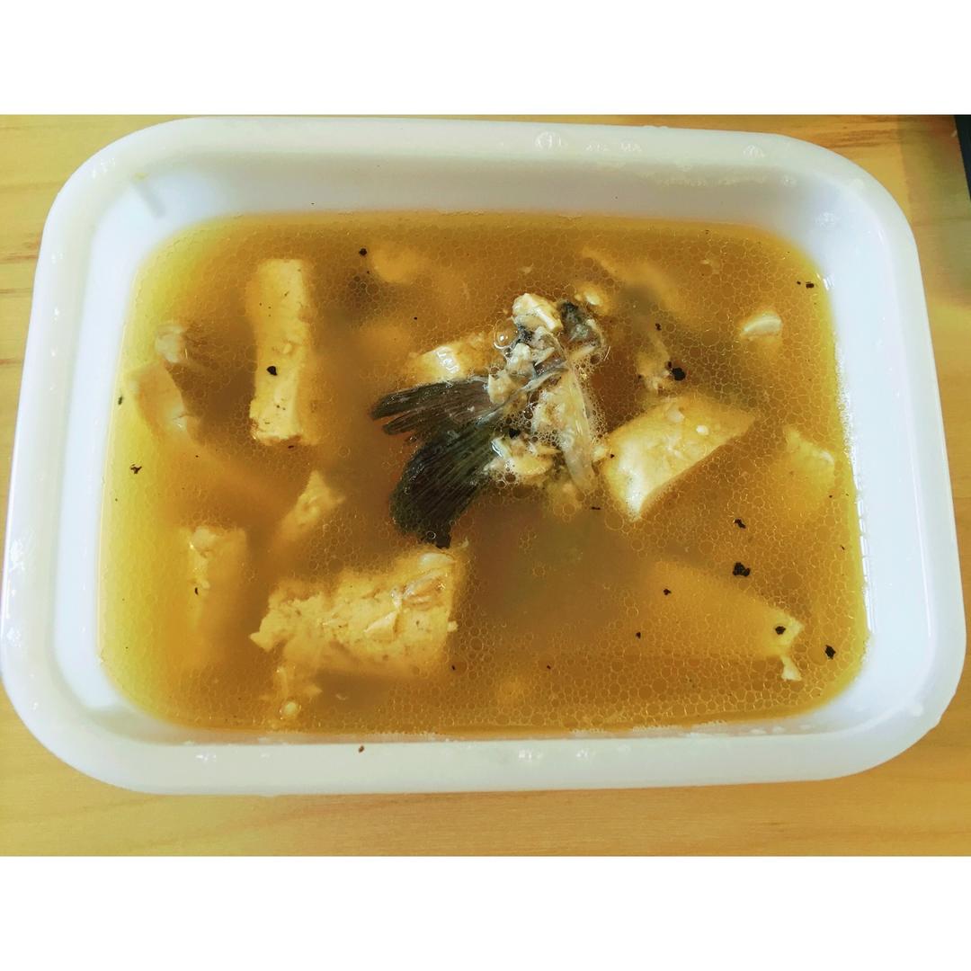 鱼炖豆腐