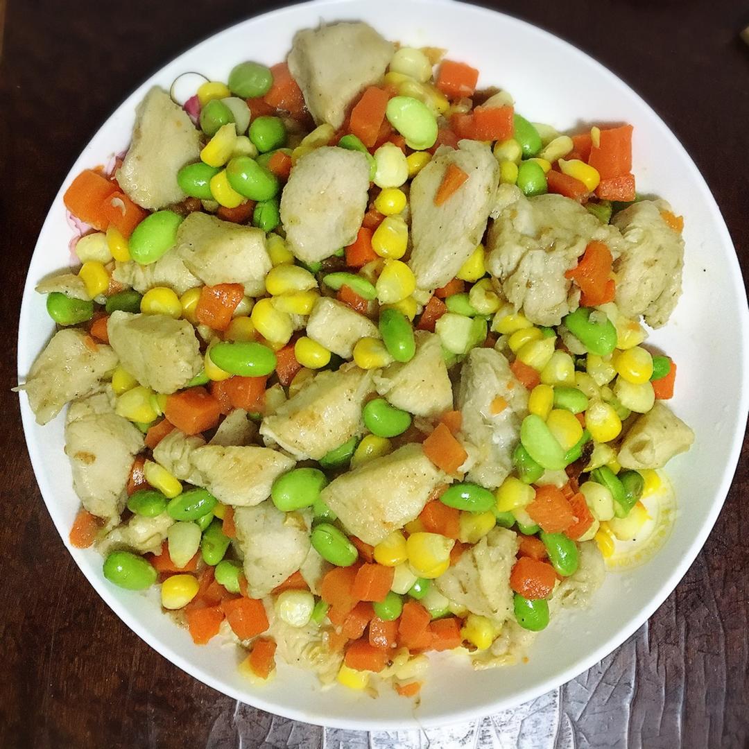 胡萝卜黄瓜鸡胸肉