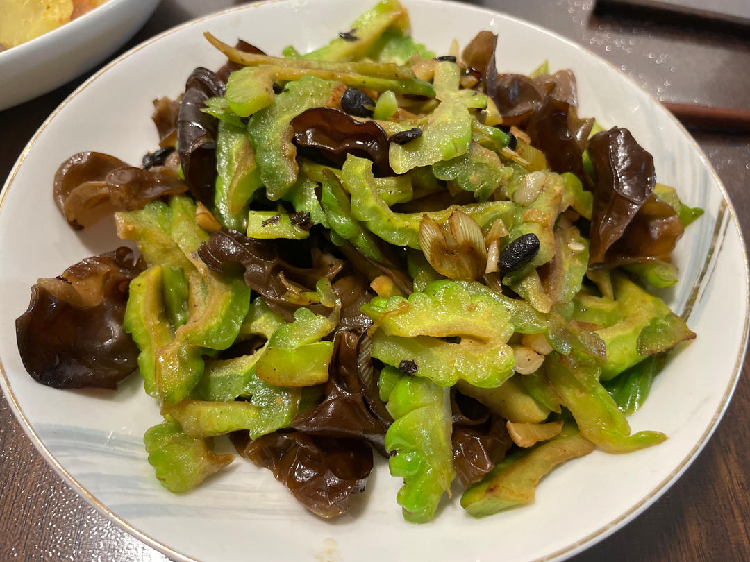豆豉炒苦瓜