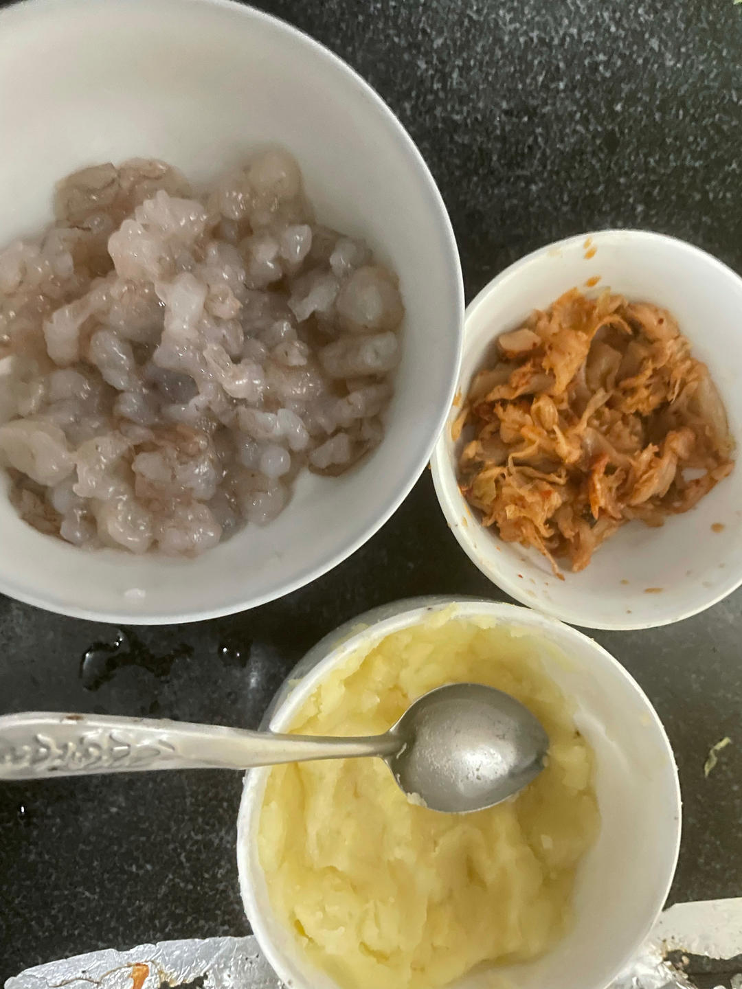 泡菜虾仁土豆饼