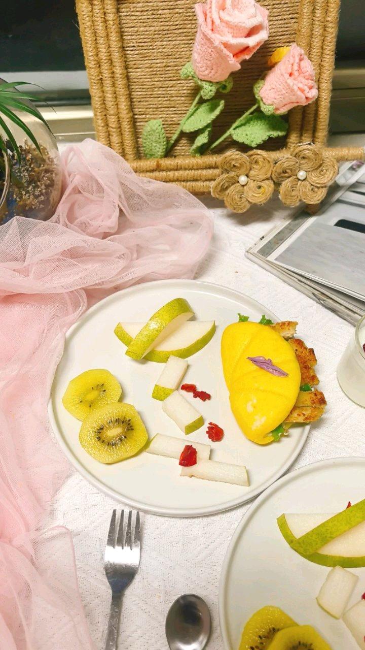 极简风酥梨摆盘