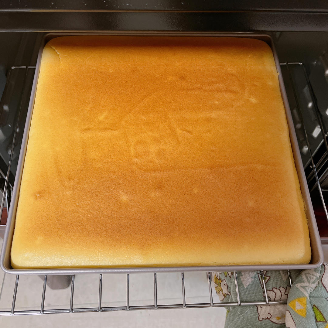 《Tinrry下午茶》教你做基础原味蛋糕卷