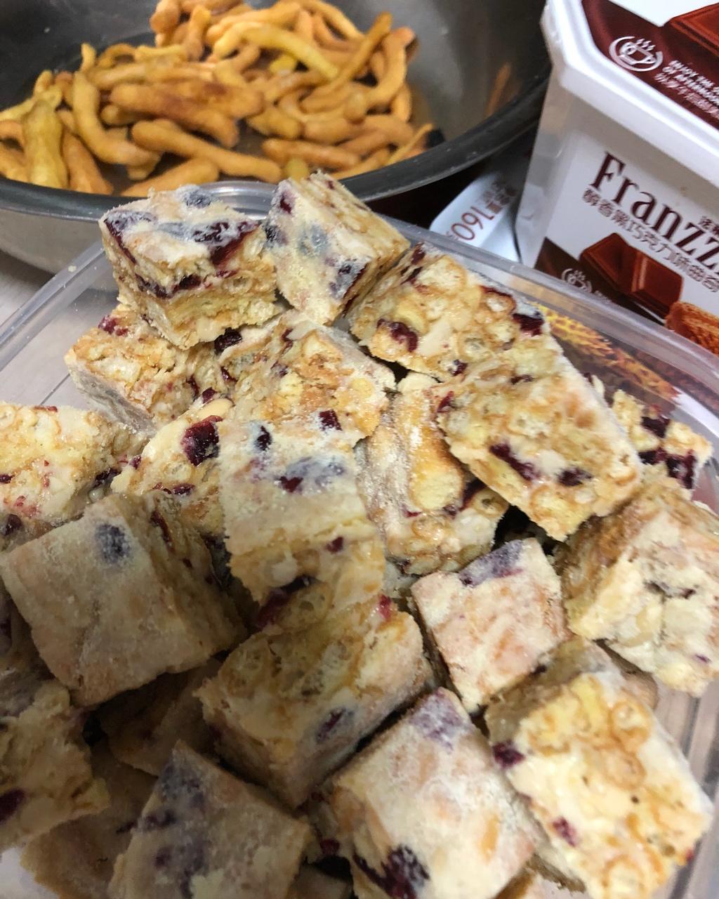 蔓越莓牛扎沙琪玛