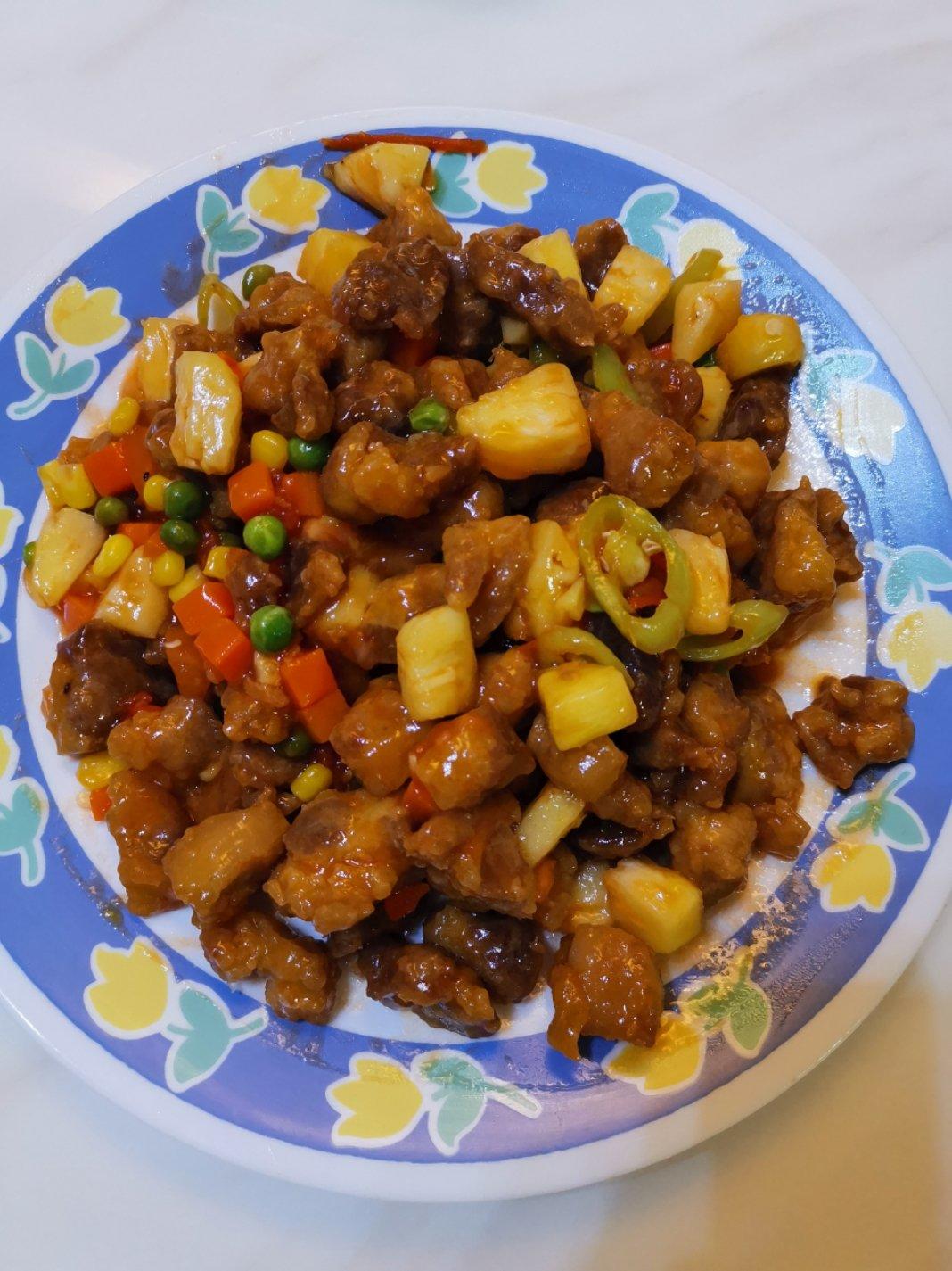菠萝咕噜肉