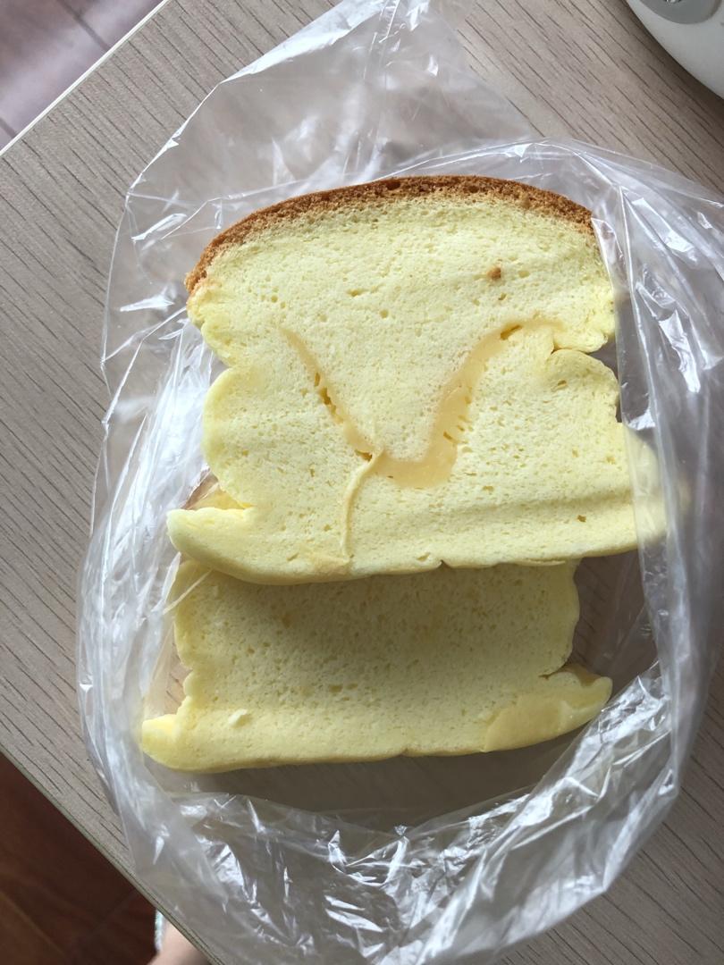 堪比柯基屁股
爆浆芝士🧀古早蛋糕