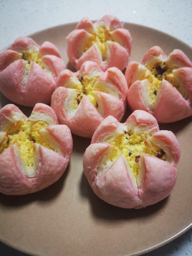 奶香椰蓉荷花酥