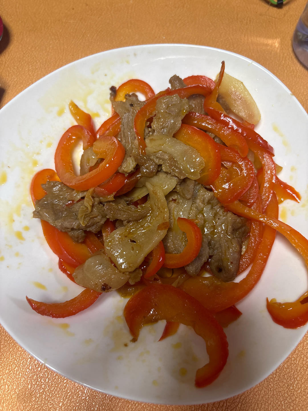 超简单的甜椒炒肉