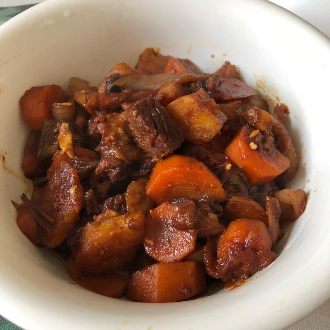 红烧牛肉土豆 （独家秘制）