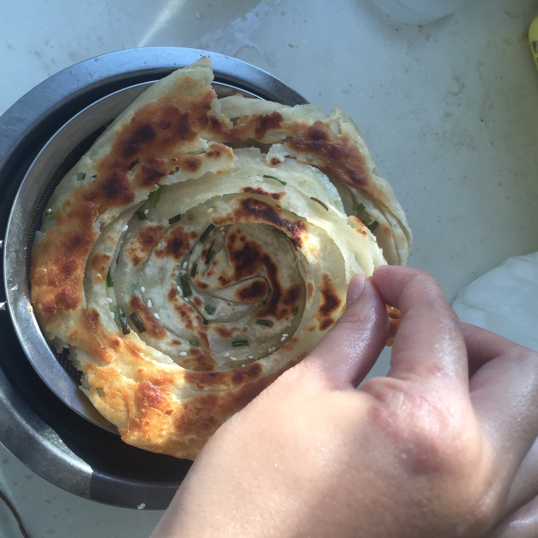 葱油饼（附详细步骤图）