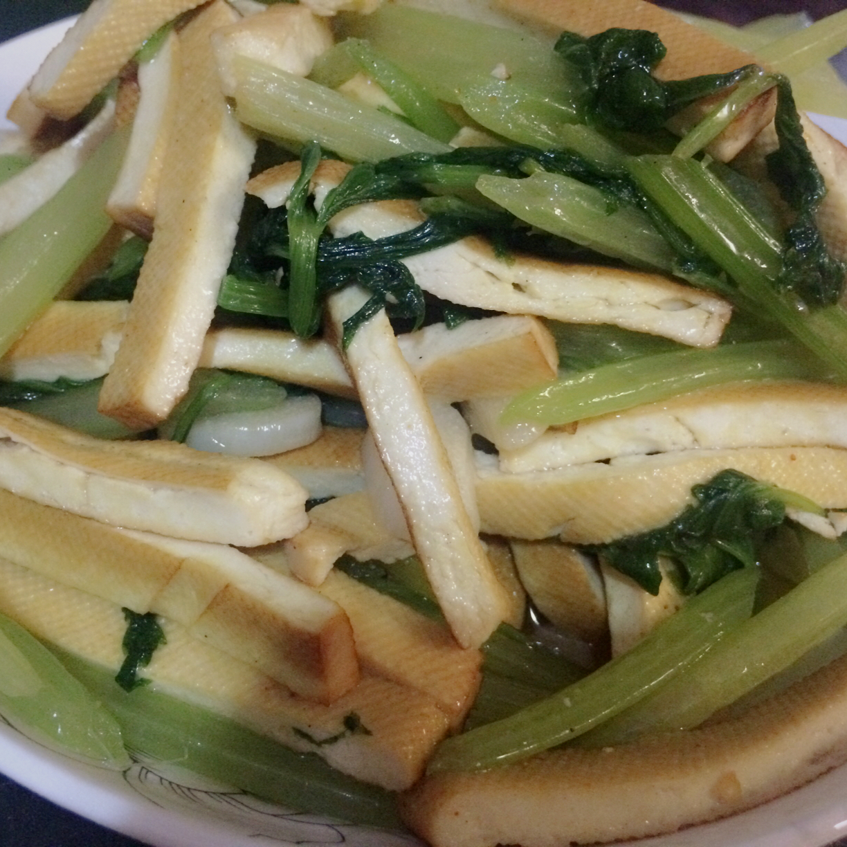 西芹炒豆干