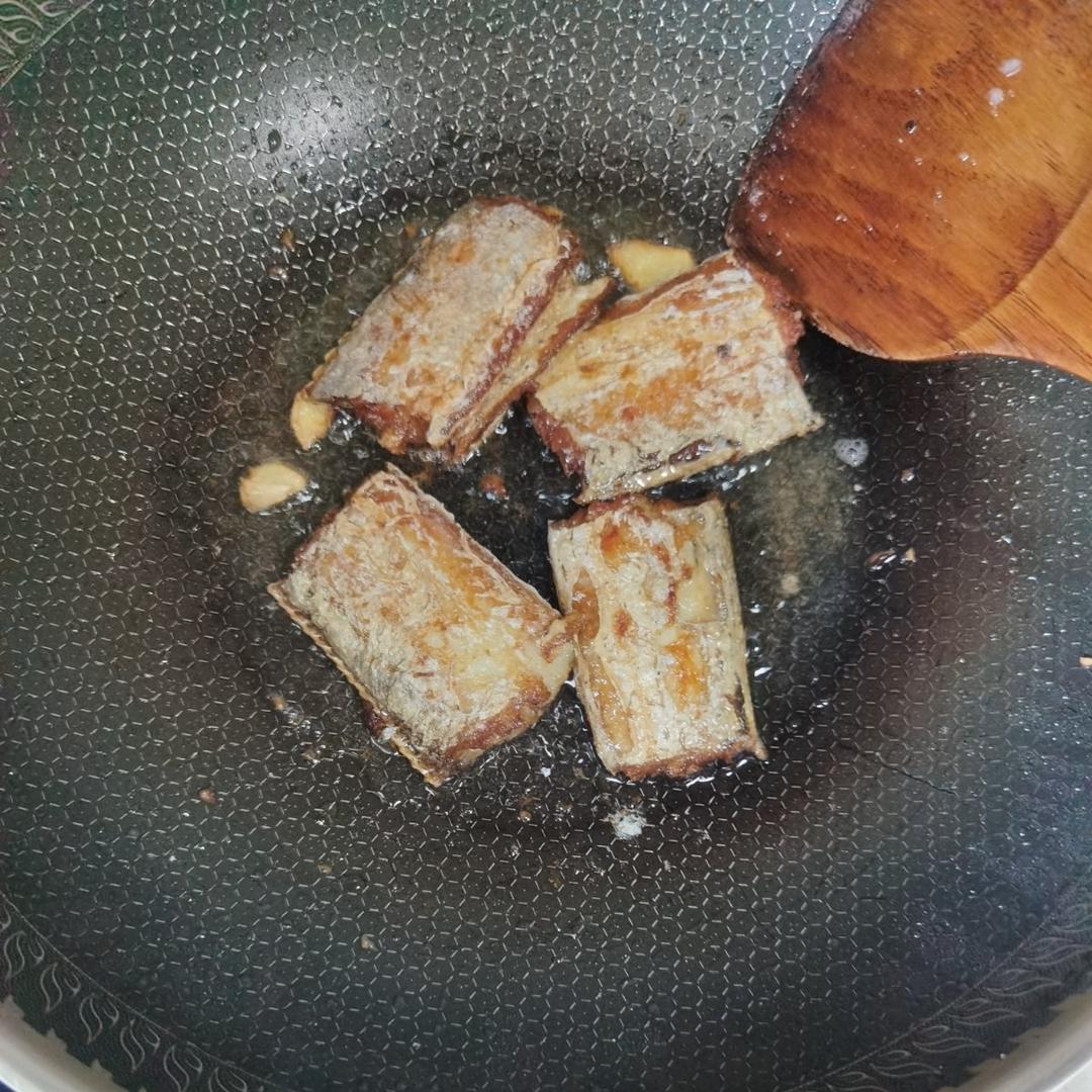 【香煎带鱼】附送超多煎鱼技巧~