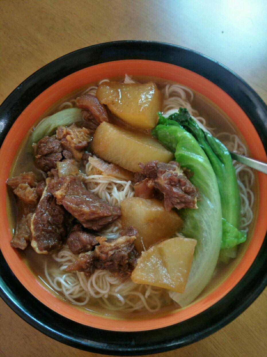 萝卜炖牛腩