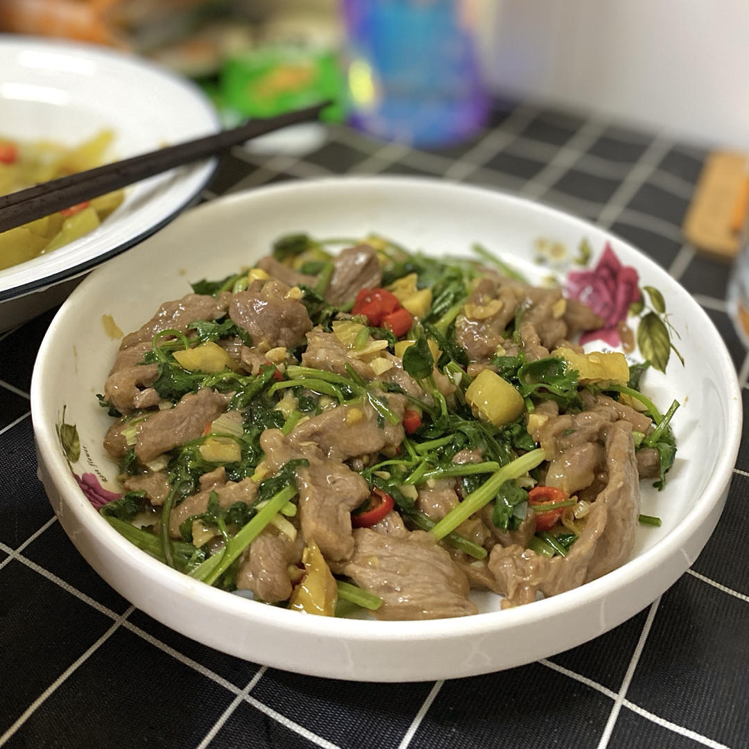 小炒黄牛肉（湘菜）