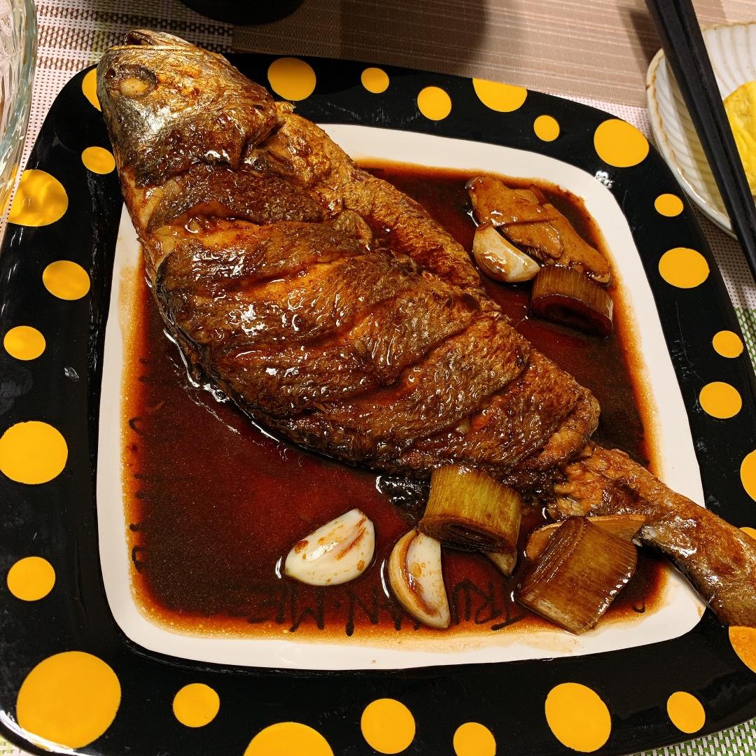 家常烧黄鱼 Yellow sea fish