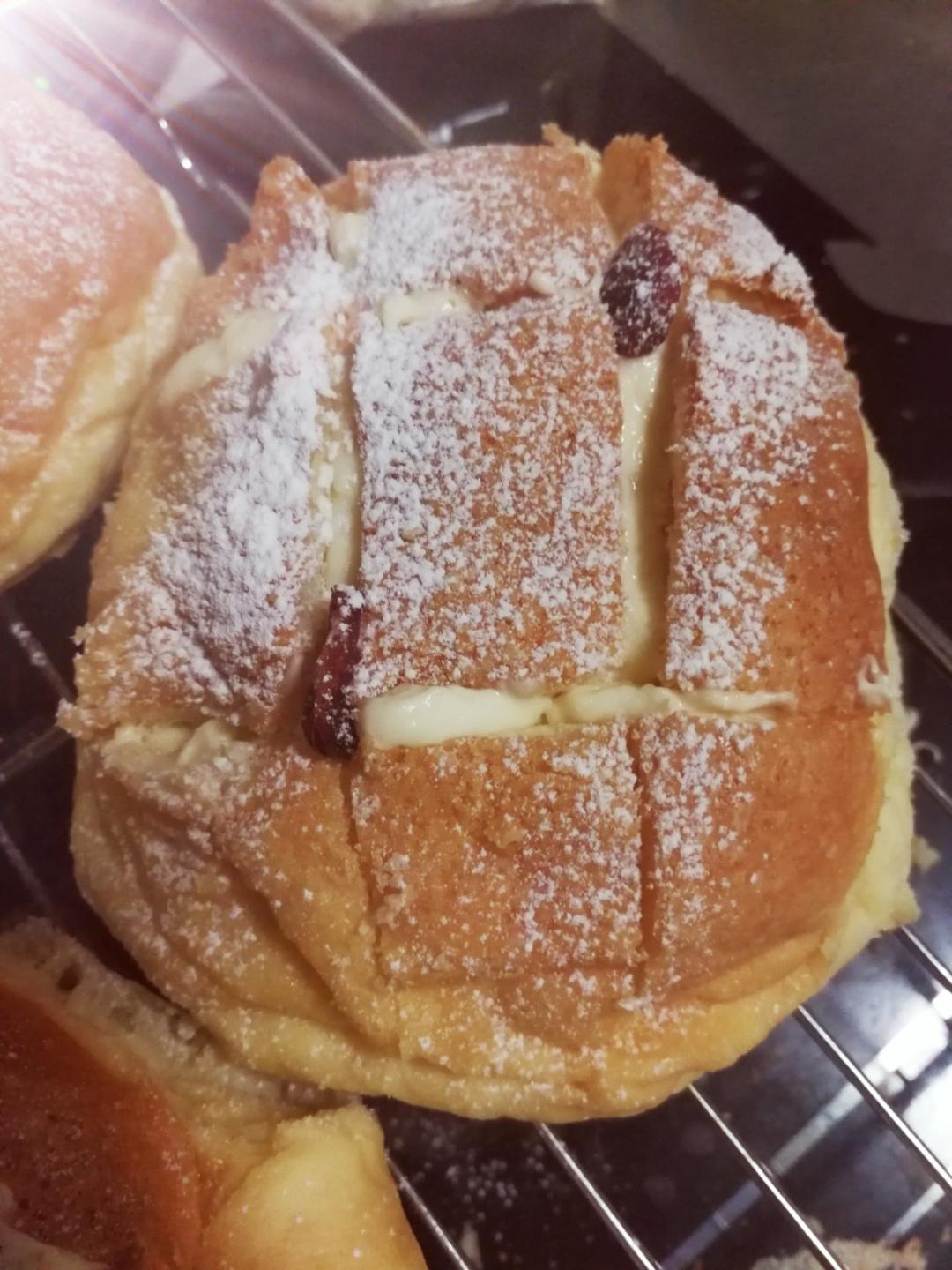 超火的奶昔大面包