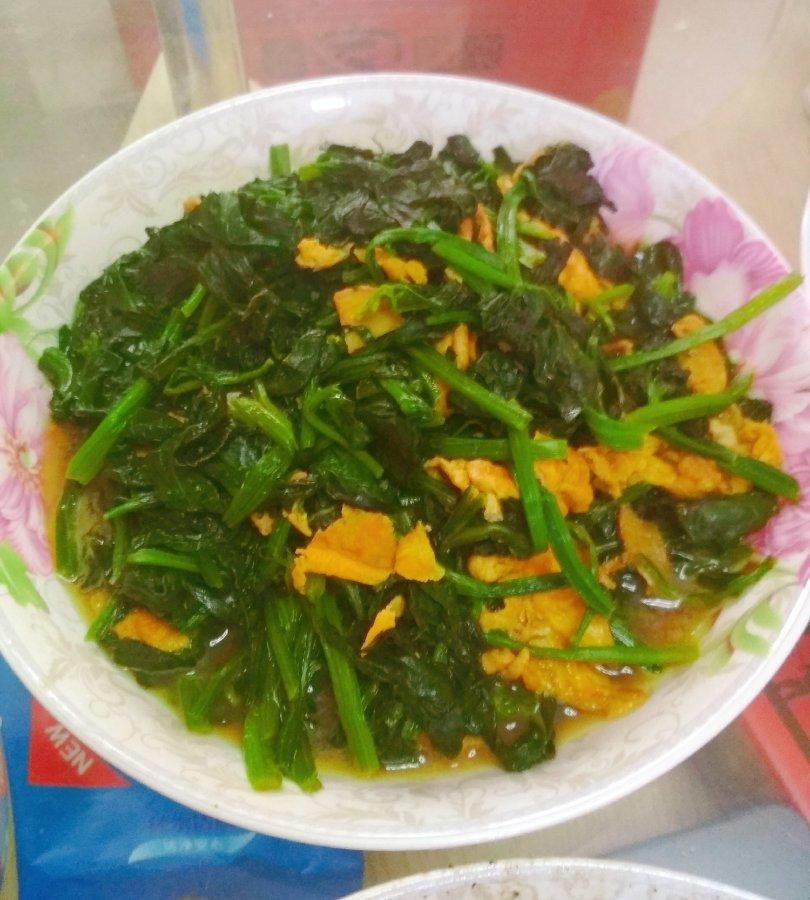 菠菜炒鸡蛋
