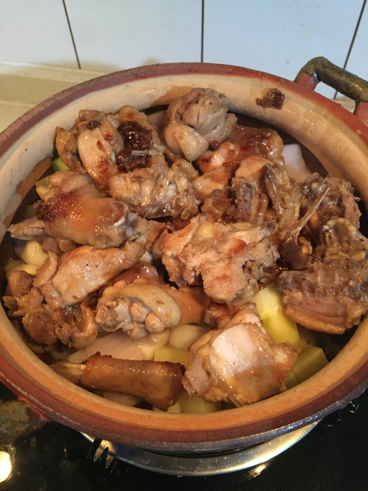 广东砂锅煲仔饭/砂锅鸡煲的做法