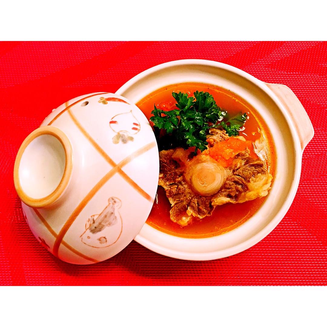 番茄牛尾汤