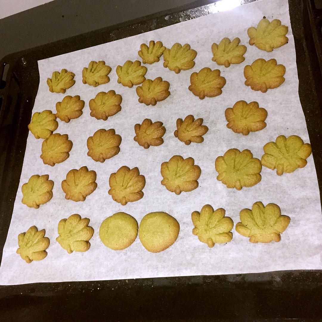 多种口味曲奇（香草、巧克力、抹茶）