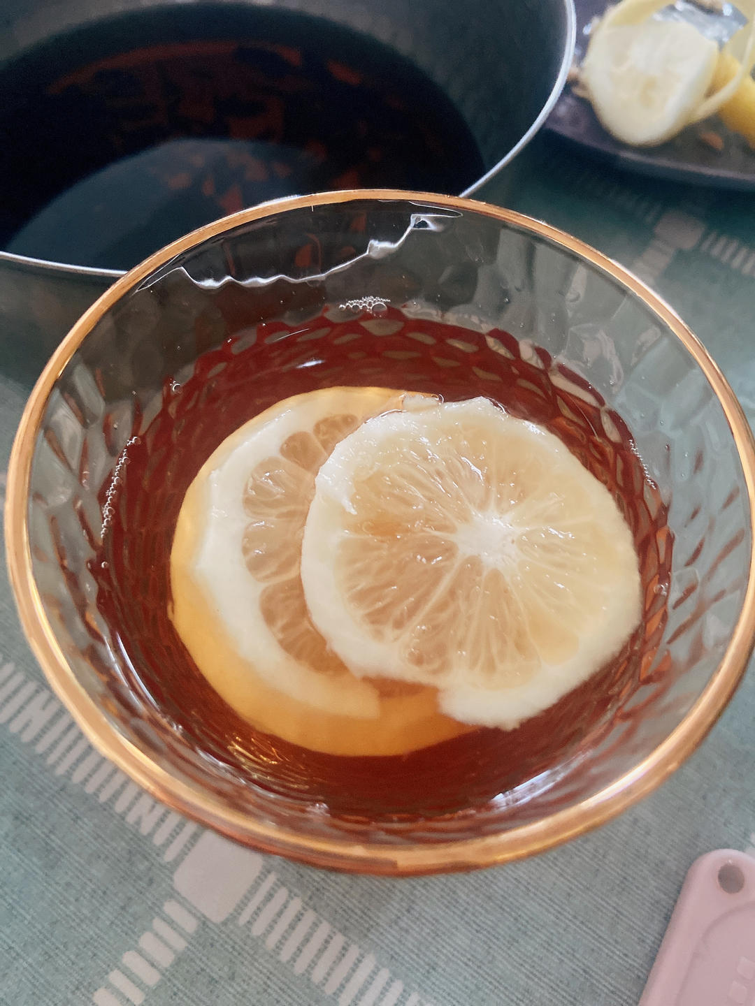 夏天的标配——冰柠檬红茶