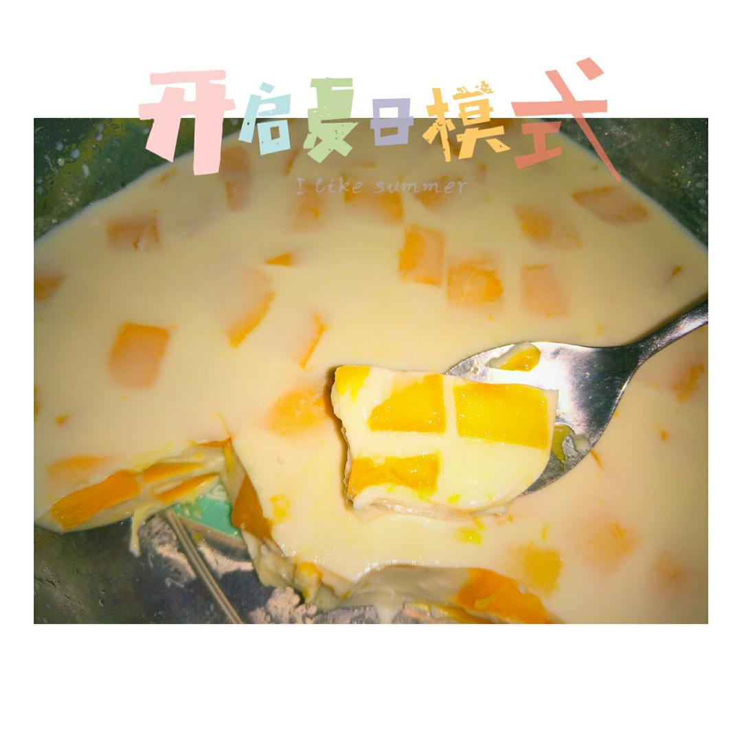 粒粒芒果椰汁冻糕