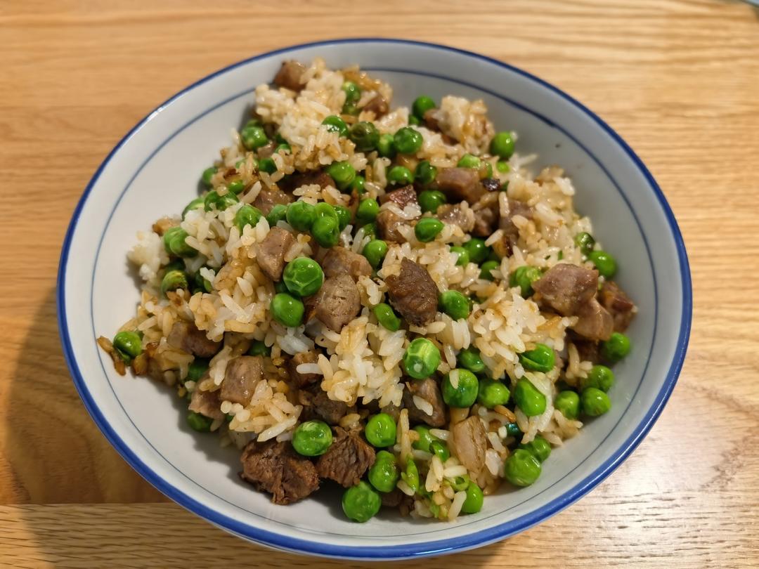 香甜脆嫩豌豆饭！（新吃法！不是大米豌豆腊肠一起下锅煮那种）