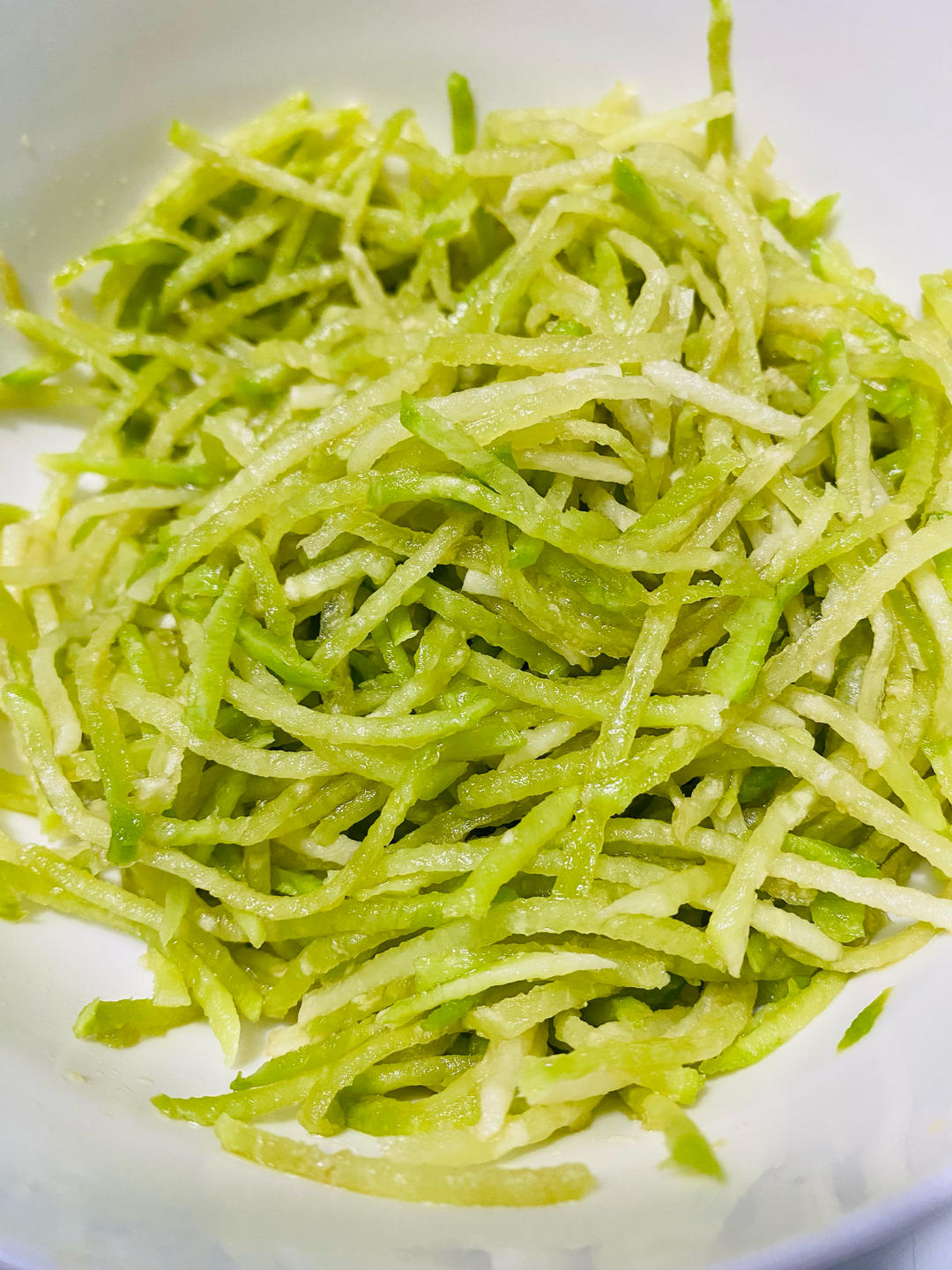 凉拌沙窝萝卜丝