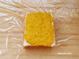 咸蛋黄南瓜午餐肉三明治的做法 步骤7