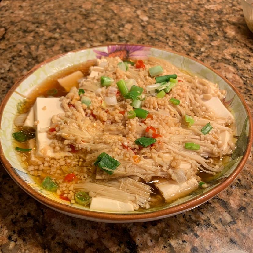 蒜蓉蒸金针菇
