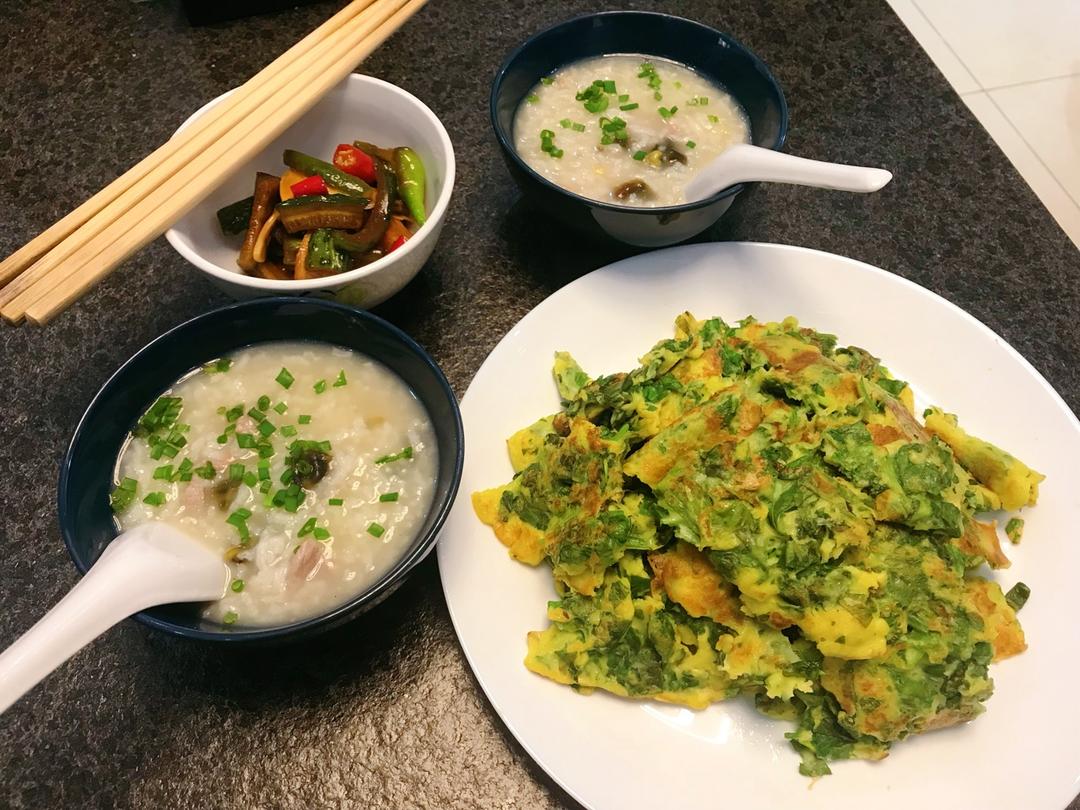 芹菜叶鸡蛋饼
