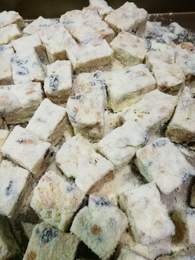 多种口味的雪花酥