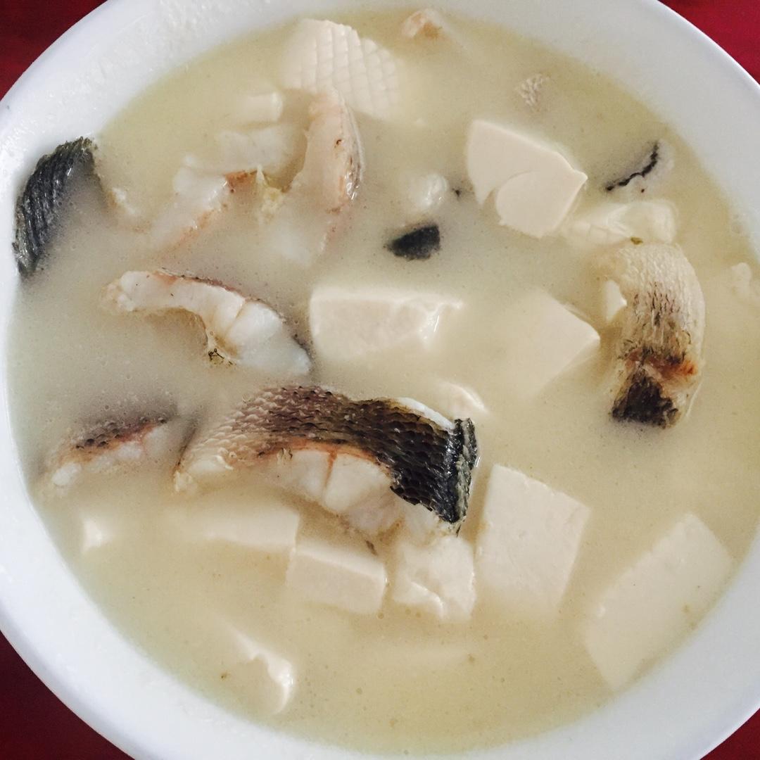 我是玲玲金做的黑鱼豆腐汤