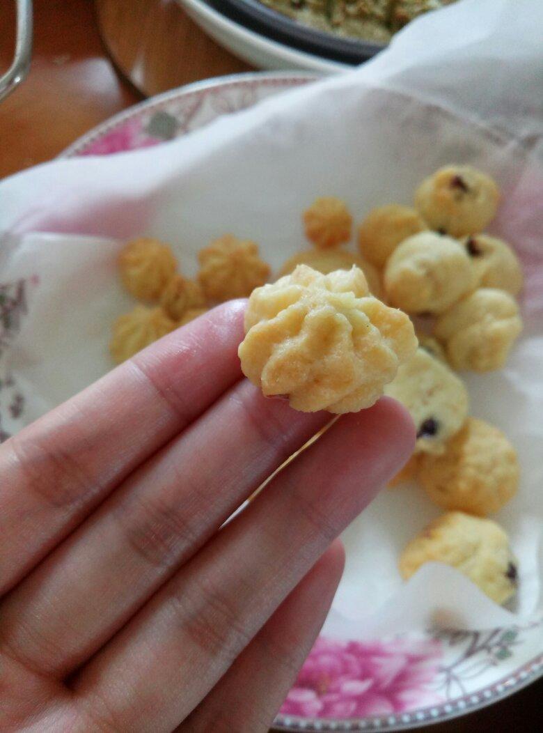 一口一个的小小酥曲奇饼干