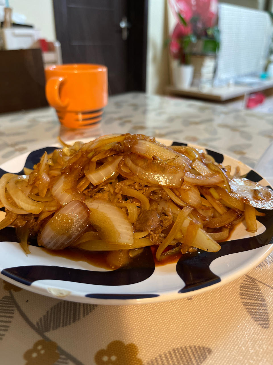 洋葱炒肉