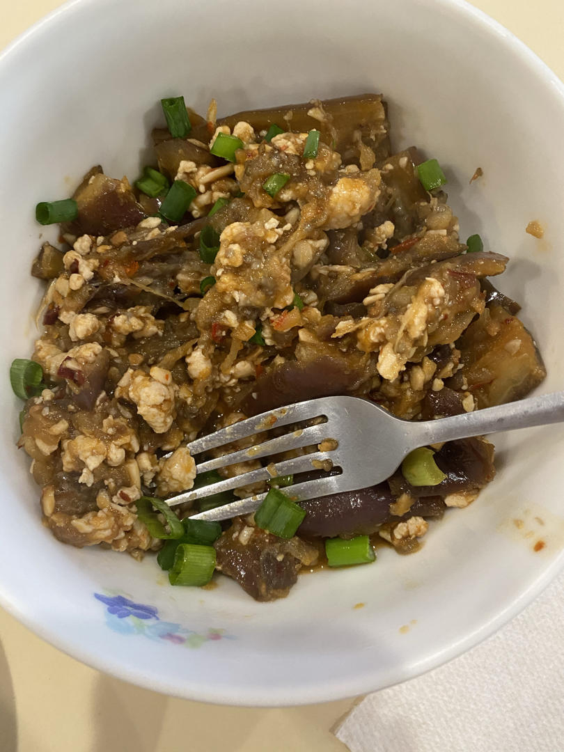 减肥香菜木耳冬瓜汤可以吃吗_减肥香菜木耳冬瓜汤可以喝吗_冬瓜木耳香菜汤可以减肥吗