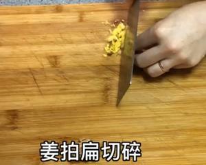 花开富贵京酱肉丝的做法 步骤2