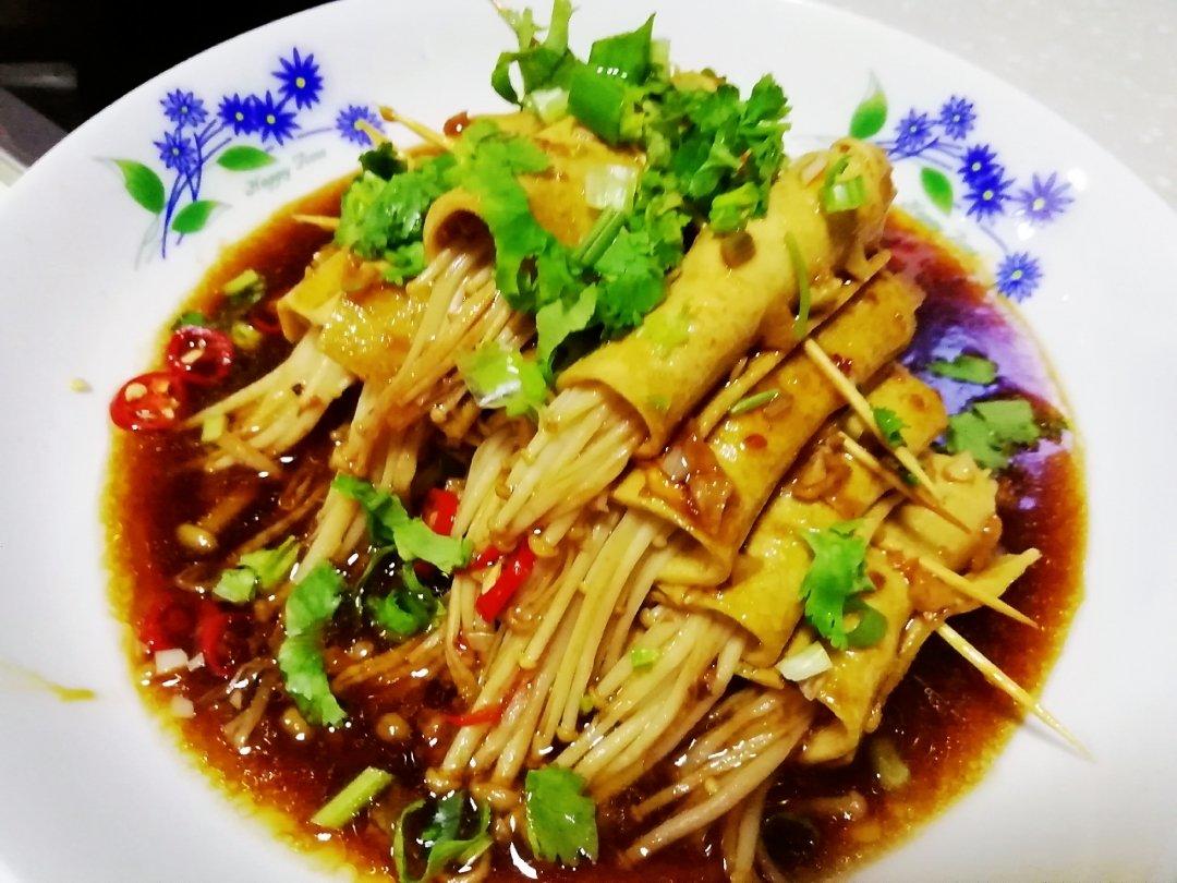 比肉还好吃的金针菇豆皮卷