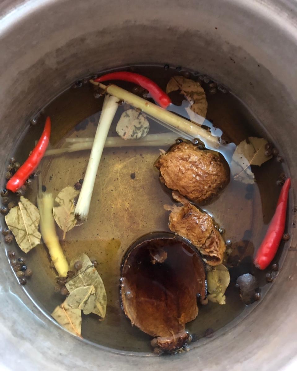 周黑鸭味～～～鸭翅 鸭爪