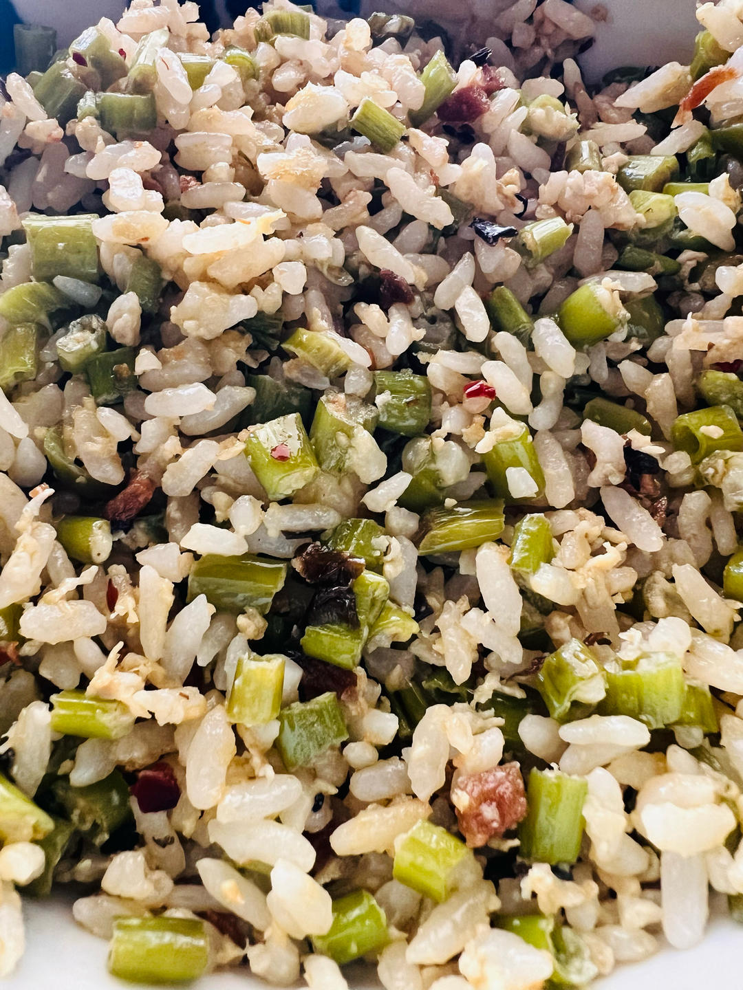 空心菜梗+农家外婆菜
蛋炒饭