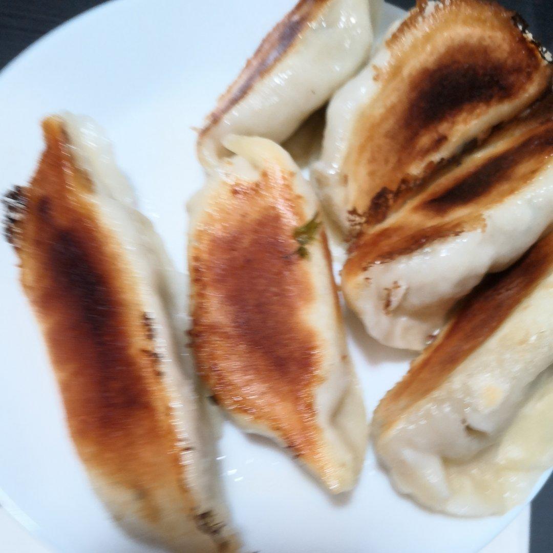 牛肉锅贴&水煎包