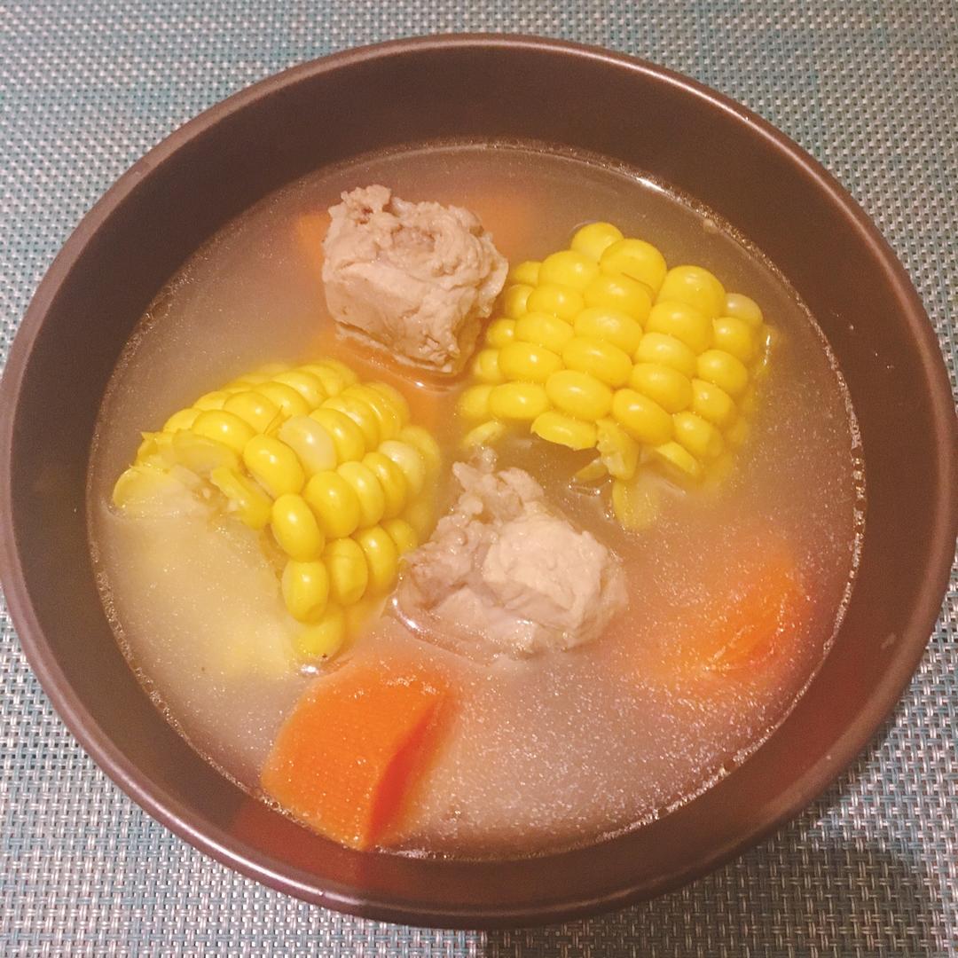 玉米排骨汤
