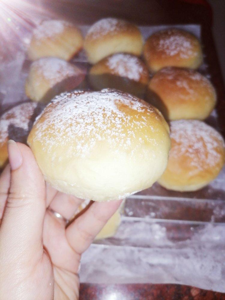 超级柔软的淡奶油小餐包