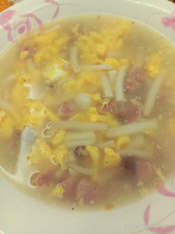鲜掉眉毛的三鲜菌菇汤